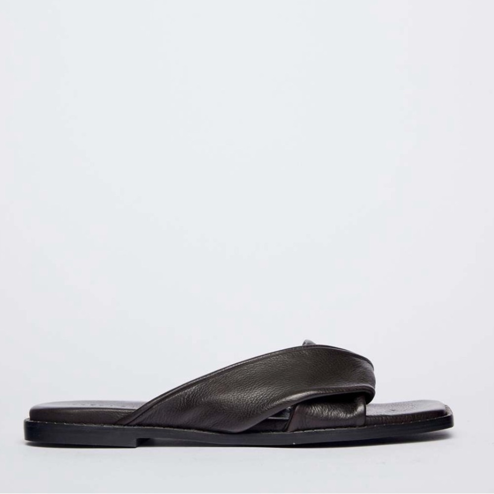Frēda Salvador Lys Calf Sandal - Picture 3 of 3